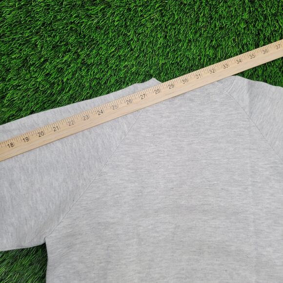 Vintage 1982 Funny Hunter Sweatshirt XS/S 19x22 Cropped - Picture 3 of 15